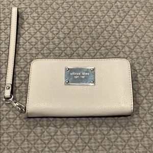 Michael Kors Wrislet